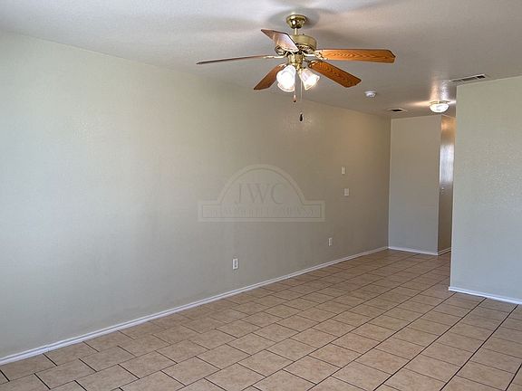 4th image of 4304 Mattie Dr APT C