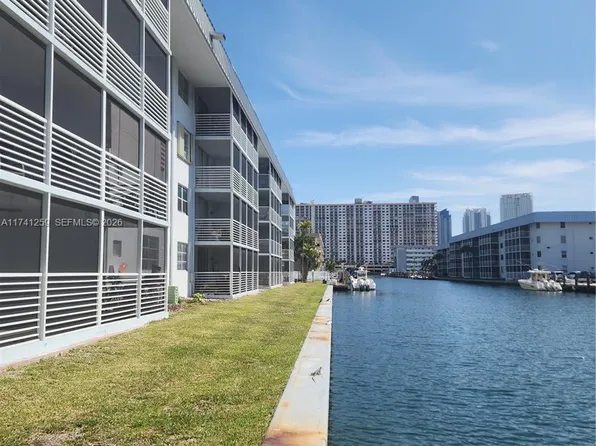 3750 NE 170th St APT 311, North Miami Beach, FL 33160