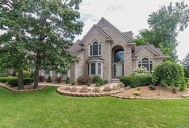 1st image of 1643 Glengarry Woods Ct