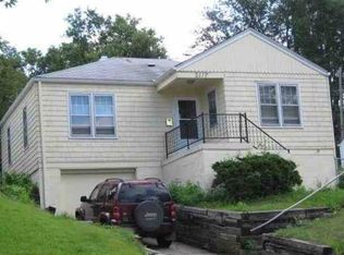 2117 S 47th St, Omaha, NE 68106