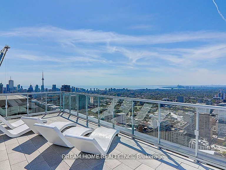 1 Yorkville Ave #3003 — Photo 19