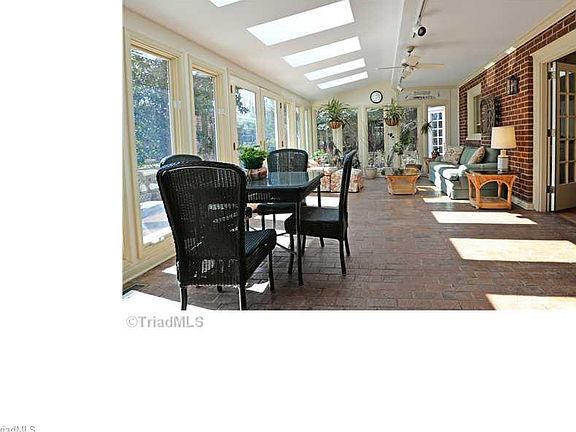 4th image of 3 Parkmont Ct