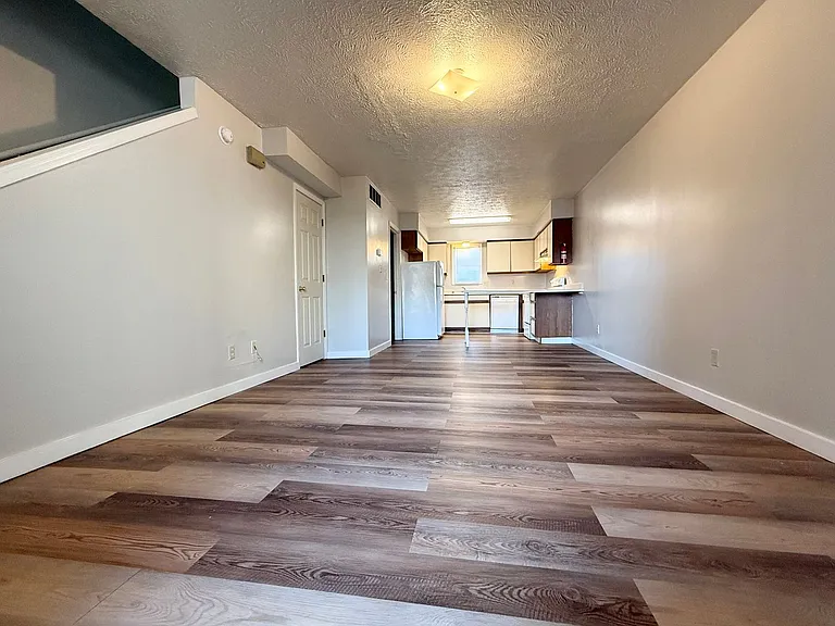 1713 N Lincoln St — Photo 4