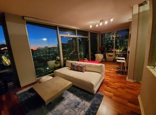 611 S Wells St APT 802, Chicago, IL 60610