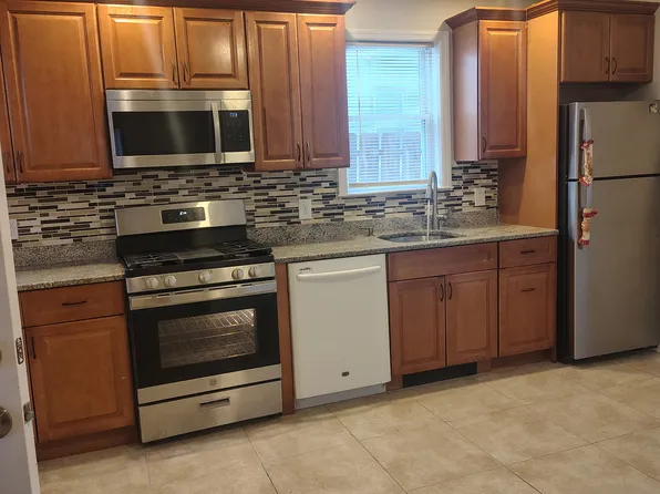 115 Dixon Ave, Paterson, NJ 07501