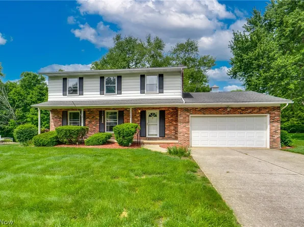 3396 Brent Ln, Barberton, OH 44203