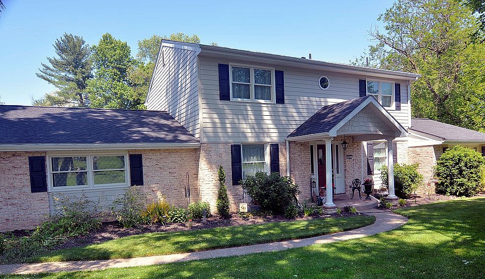 801 Mandy Lane