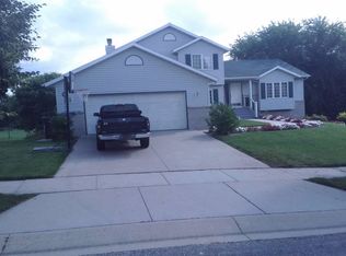 3141 Wembley Ln NW, Rochester, MN 55901