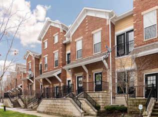 1019 Reserve Way, Indianapolis, IN 46220