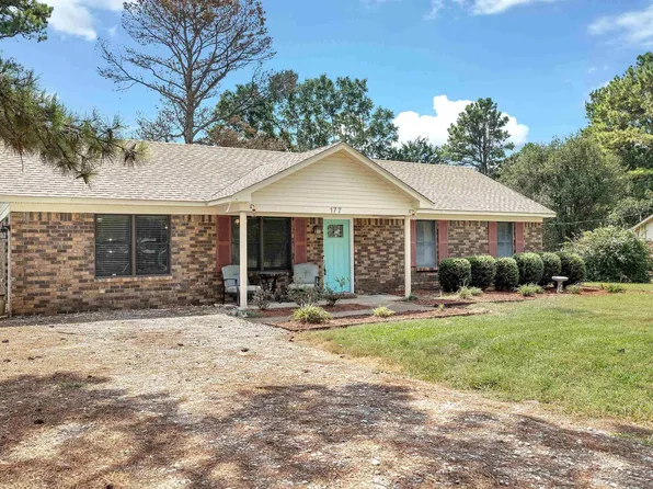 177 Rogersville Heights Dr, Rogersville, AL 35652