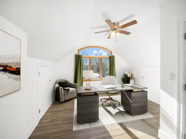 393 Saint Andrews Road image 10 of 40