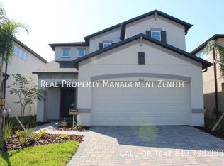 3022 Autumn Rock Dr, Zephyrhills, FL 33540