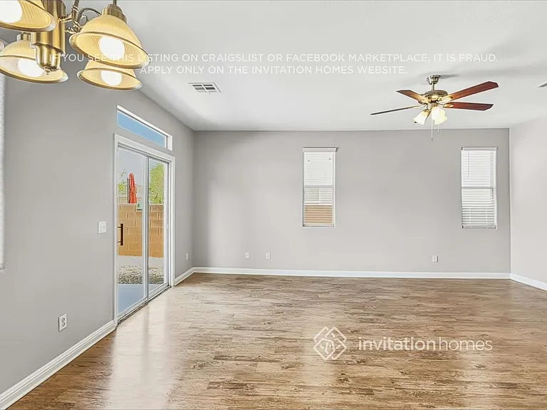 4028 Villeroy Ave — Photo 7