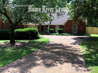 3753 Clubview Dr, Memphis, TN 38125