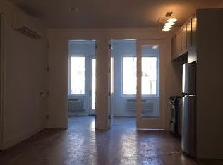 588 Myrtle Ave, Brooklyn, NY 11205