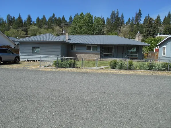 339 N Humbolt St, Canyon City, OR 97820