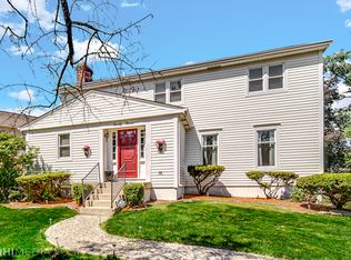 23 Concord Dr, Oak Brook, IL 60523