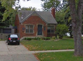 624 E Forteen Mile Rd, Clawson, MI 48017