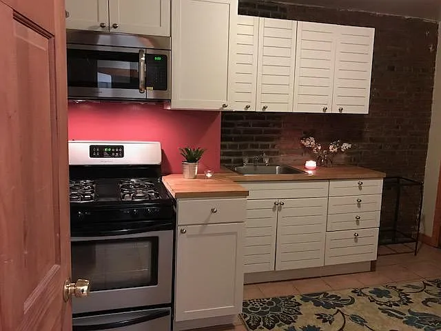 Studio, 600 sqft, $1,075 — Photo 2
