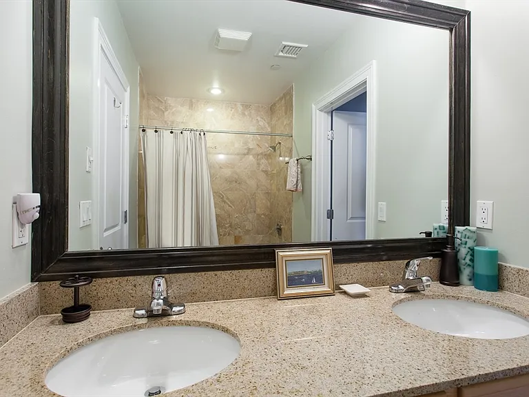655 E 2nd St #204 — Photo 8