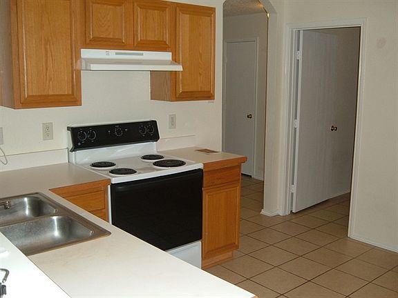 3rd image of 10721 Ivy Creek Ln