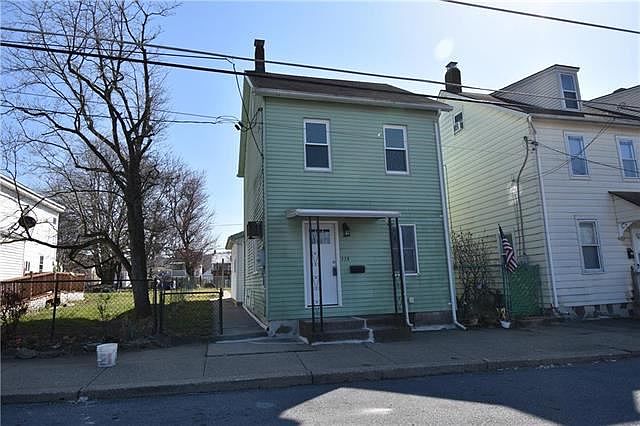 1st image of 338 W Saint Joseph St
