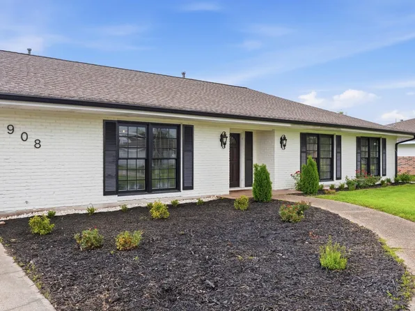 908 Henrietta Ln, Lake Charles, LA 70605