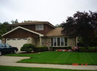 19843 S Schoolhouse Rd, Mokena, IL 60448