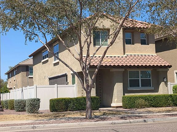 3rd image of 1097 S Reber Ave