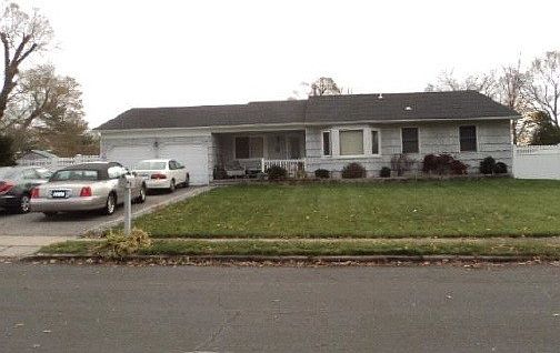 1st image of 4 Dix Cir