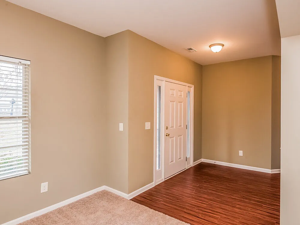 Building Photo - 3542 Sandy Bank Dr