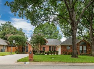 515 Giltin Dr, Arlington, TX 76006