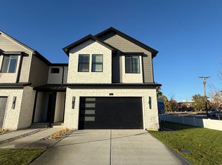 293 E Vaughn Ln S #15, Midvale, UT 84047