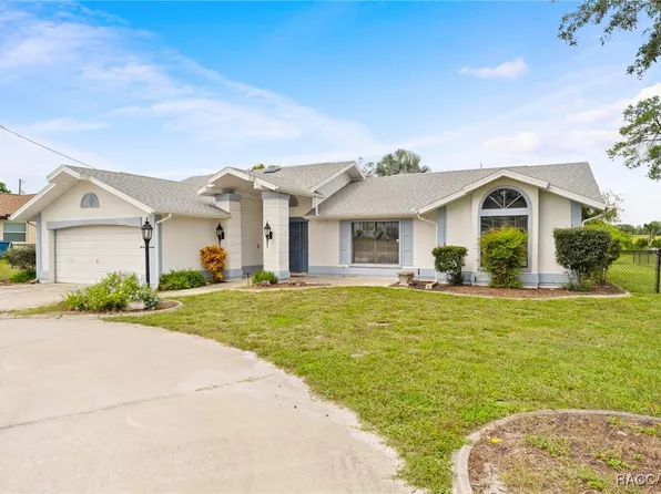 9489 Northcliffe Blvd, Spring Hill, FL 34608