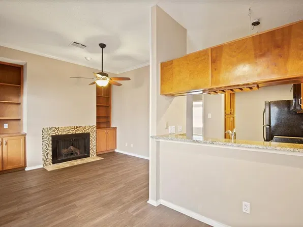 2802 Nueces St APT 203, Austin, TX 78705