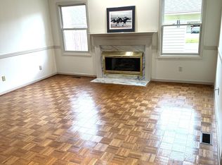 1136 Turkey Foot Rd #B, Lexington, KY 40502