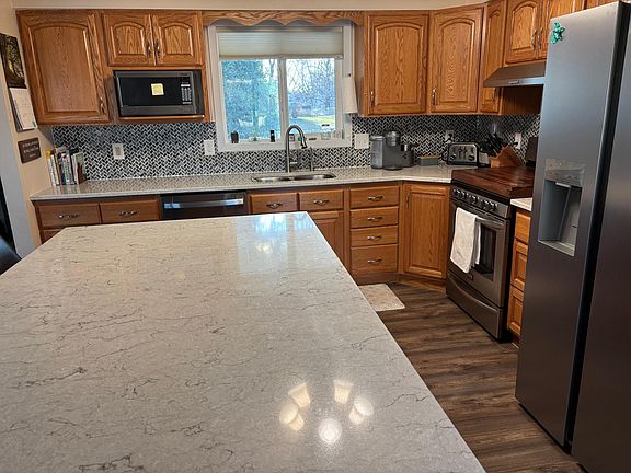 5th image of 2813 Westgate Dr S