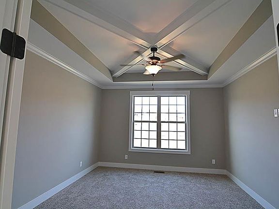 5th image of 324 Saint Francis Ave