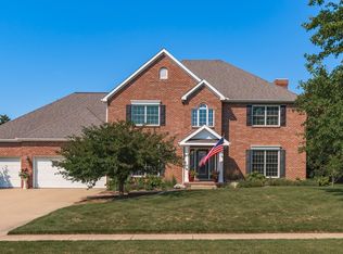 1910 Woodbine Rd, Bloomington, IL 61704