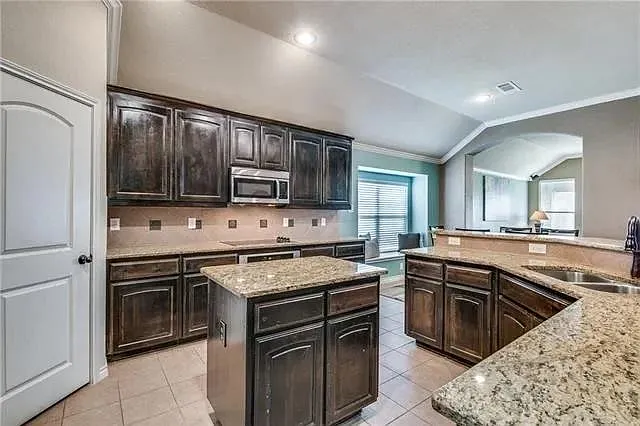 613 Mist Flower Dr — Photo 11