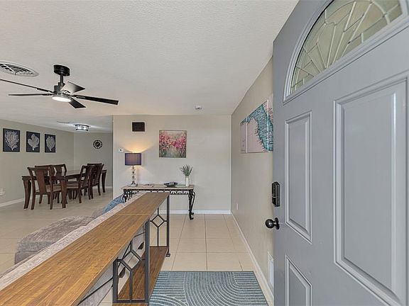 5th image of 361 Falkland Rd