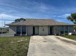 1254 SE 8th St, Cape Coral, FL 33990