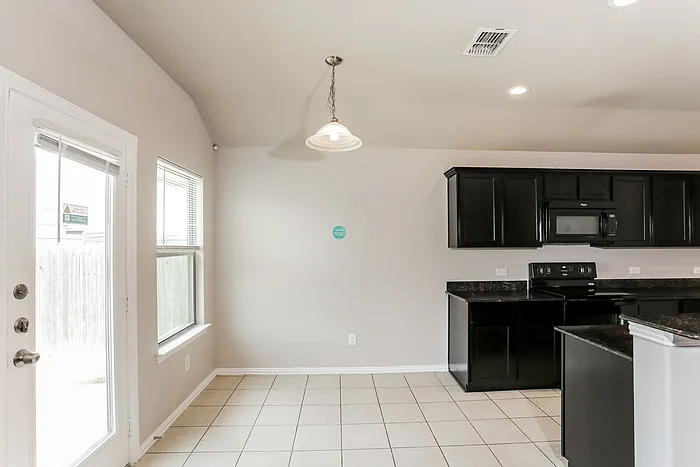 9124 Abaco Way — Photo 5