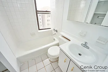 Rented by Genik Group Corp