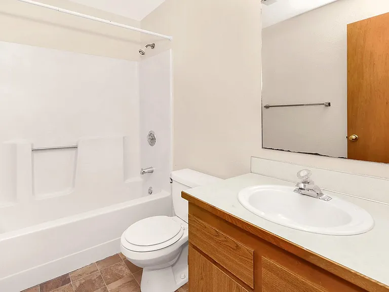 2303 Taylor Ave — Photo 25