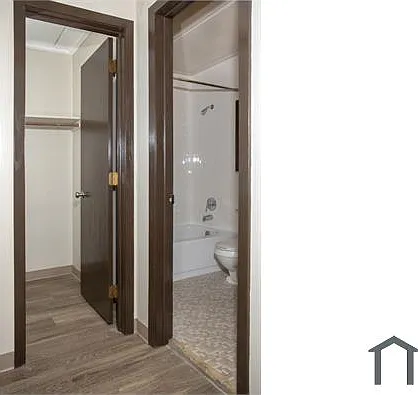 2200 Blaisdell Ave #21 — Photo 11