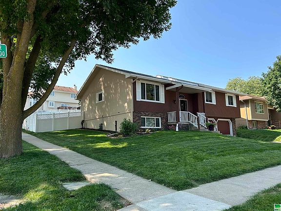 4th image of 2332 Pueblo Dr