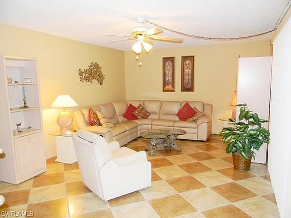 4th image of 84 Glades Blvd APT 3