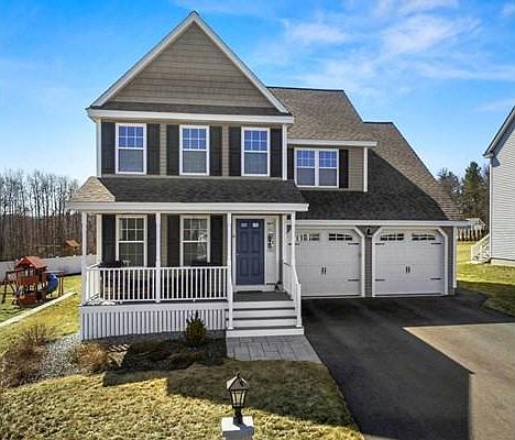 1st image of 6 Poplar Hill Cir