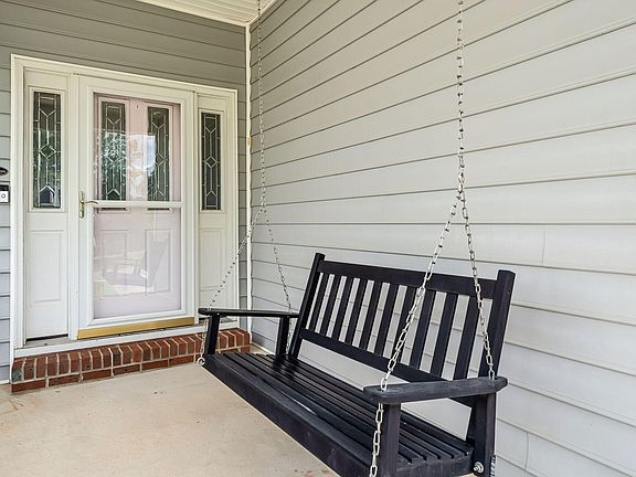 3rd image of 63 Green Meadow Ct